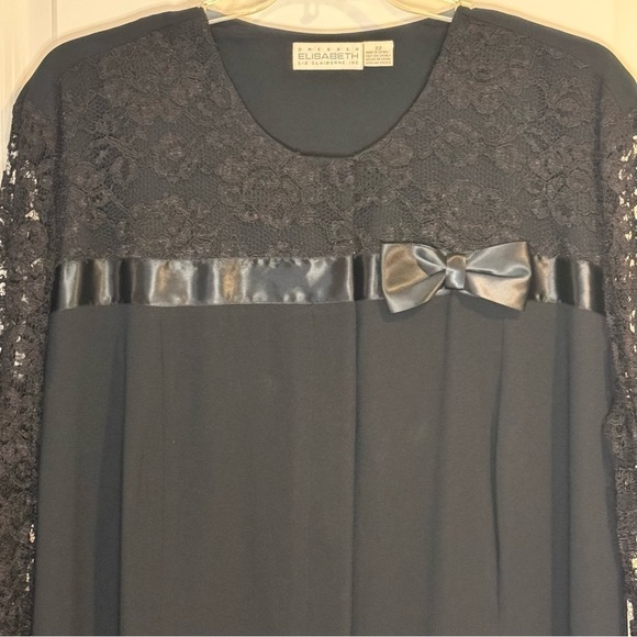 Black Lace satin crepe long sleeved plus size dress elizabeth claiborne. - Picture 3 of 8